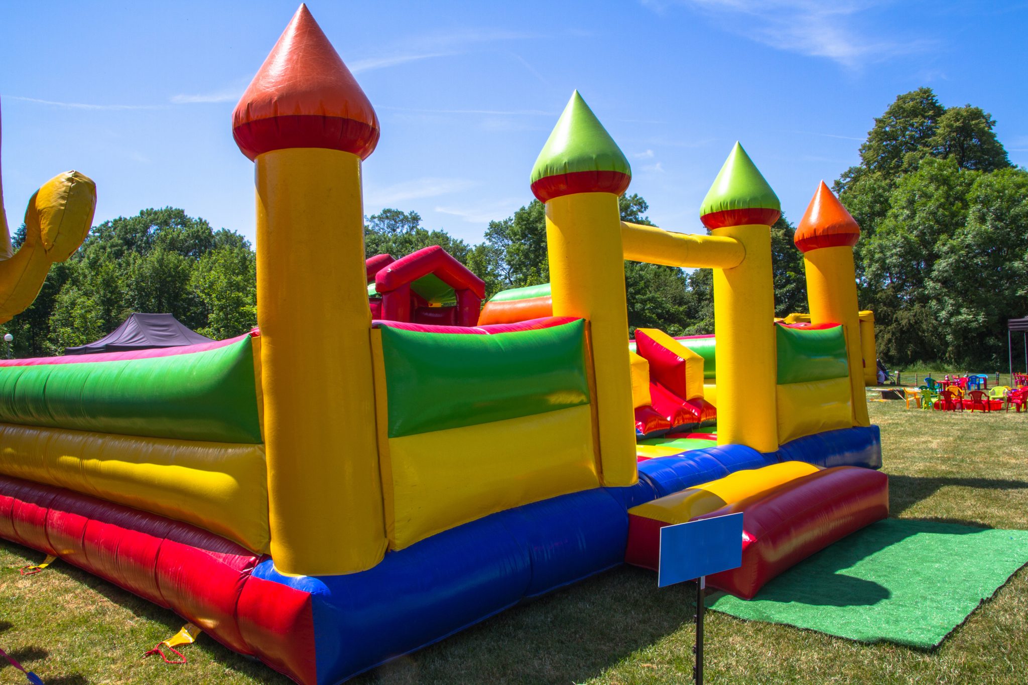 Bounce Castle Rental Tips: How To Choose The Perfect Inflatable!