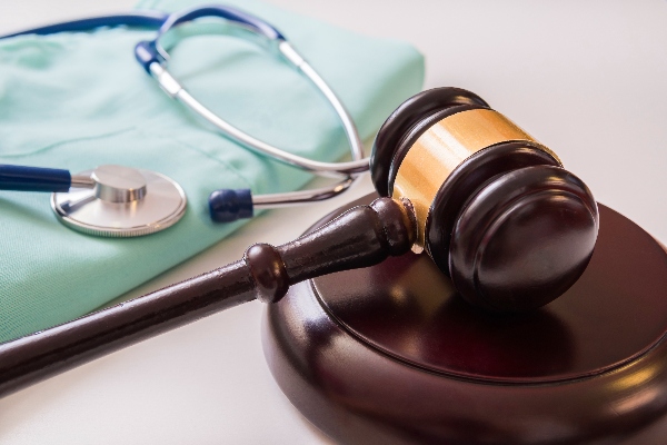 Expert Tips For Choosing A Medical Malpractice Lawyer